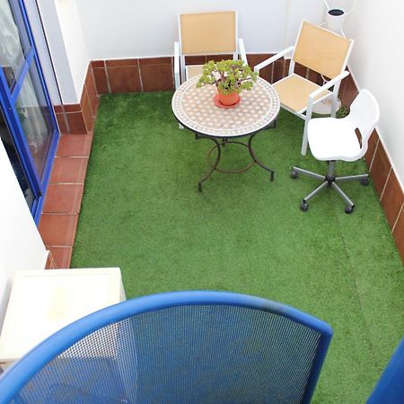 Apartamento Puerta Al Mar Apartment Рота Екстериор снимка