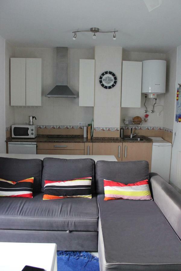 Apartamento Puerta Al Mar Apartment Рота Екстериор снимка